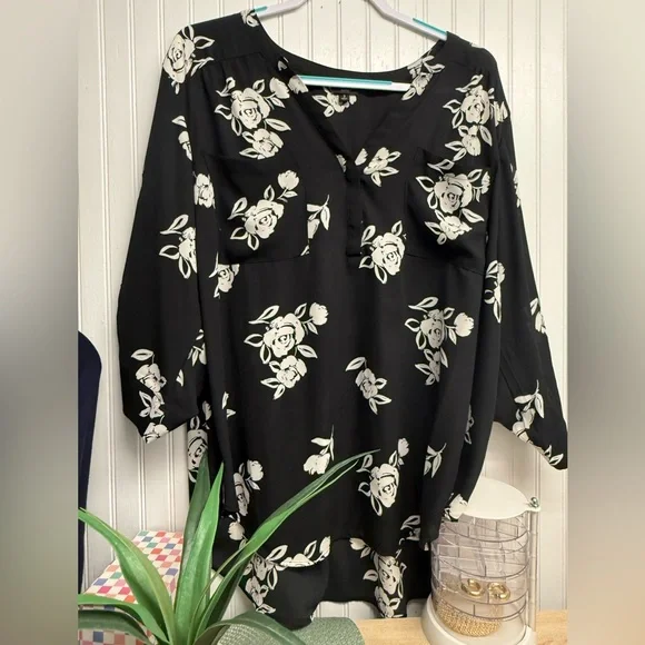 Plus Size Blouse - Picture 1 of 2